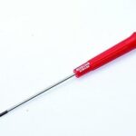 İzeltaş 4500 Klemens Düz Uçlu Tornavida 3X80
